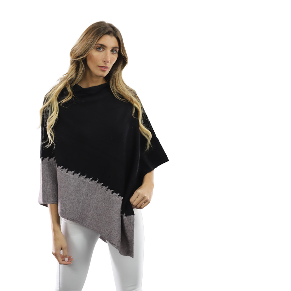 La Fiorentina Poncho with two tone detail